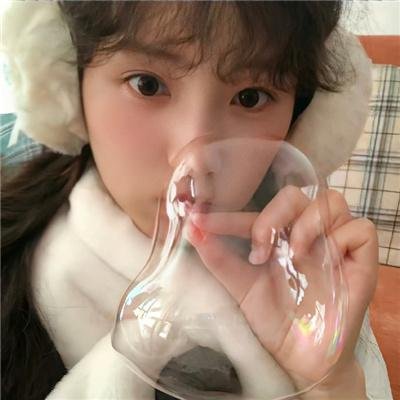 聪明的金发美女